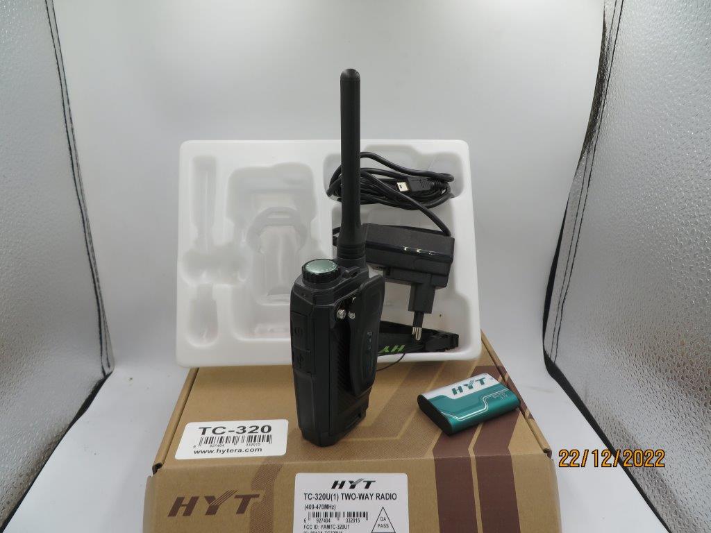 HYT TC-320 UHF 400-470 MHz 16CH Analogico 2W Radio bidireccional portátil análogo 1 botón práctico y ergonómico Precio + iva