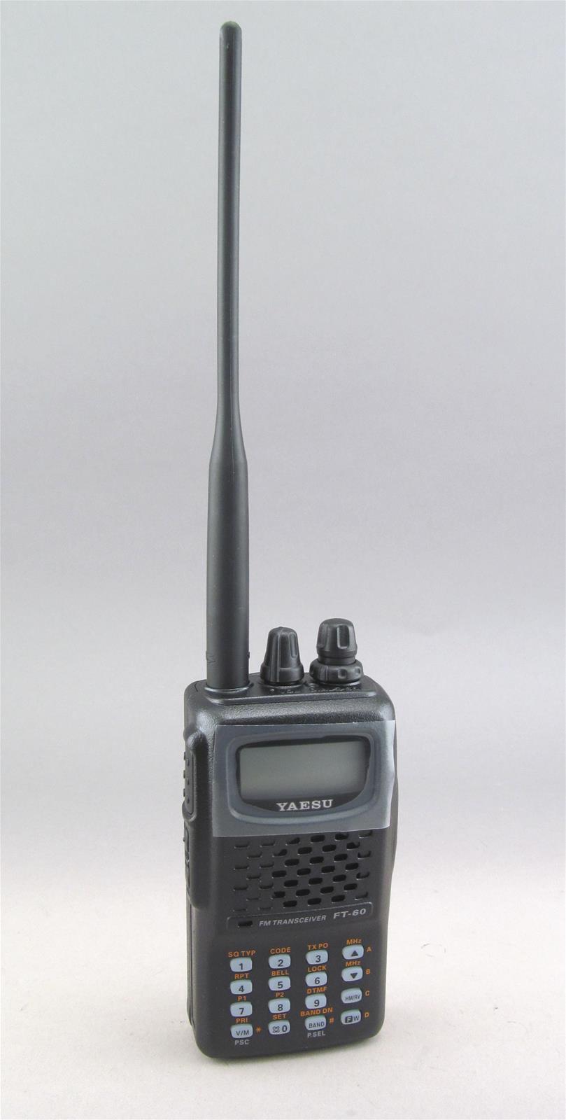 Yaesu FT-60R 144/430 Mhz Más de 1000 canales de memoria 5W Radio portátil dual band VHF UHF identificación automática de emergencia (EAI) Precio +iva