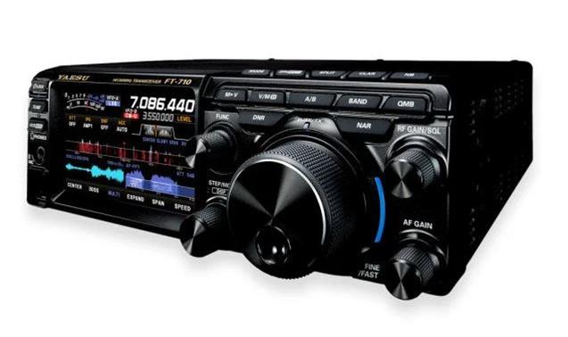 Yaesu FT-710 Field: Radio Móvil/Base 100W HF/50MHz SDR con FPGA y AESS, Pantalla TFT Táctil de 4.3", DVI-D, USB, SD, Sintonizador Automático y Correa de Transporte Precio + iva